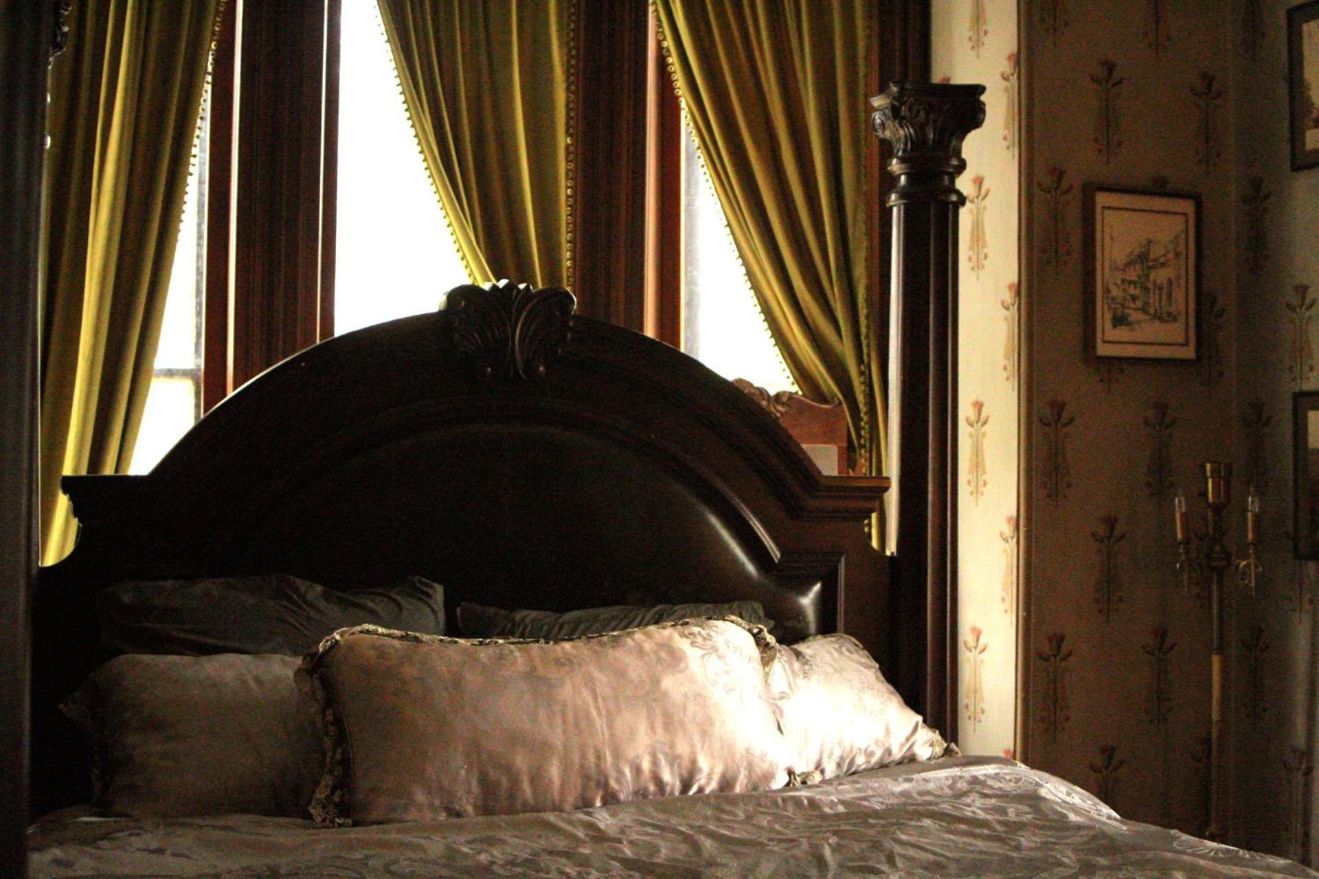 Henderson Castle Inn Kalamazoo Habitación foto