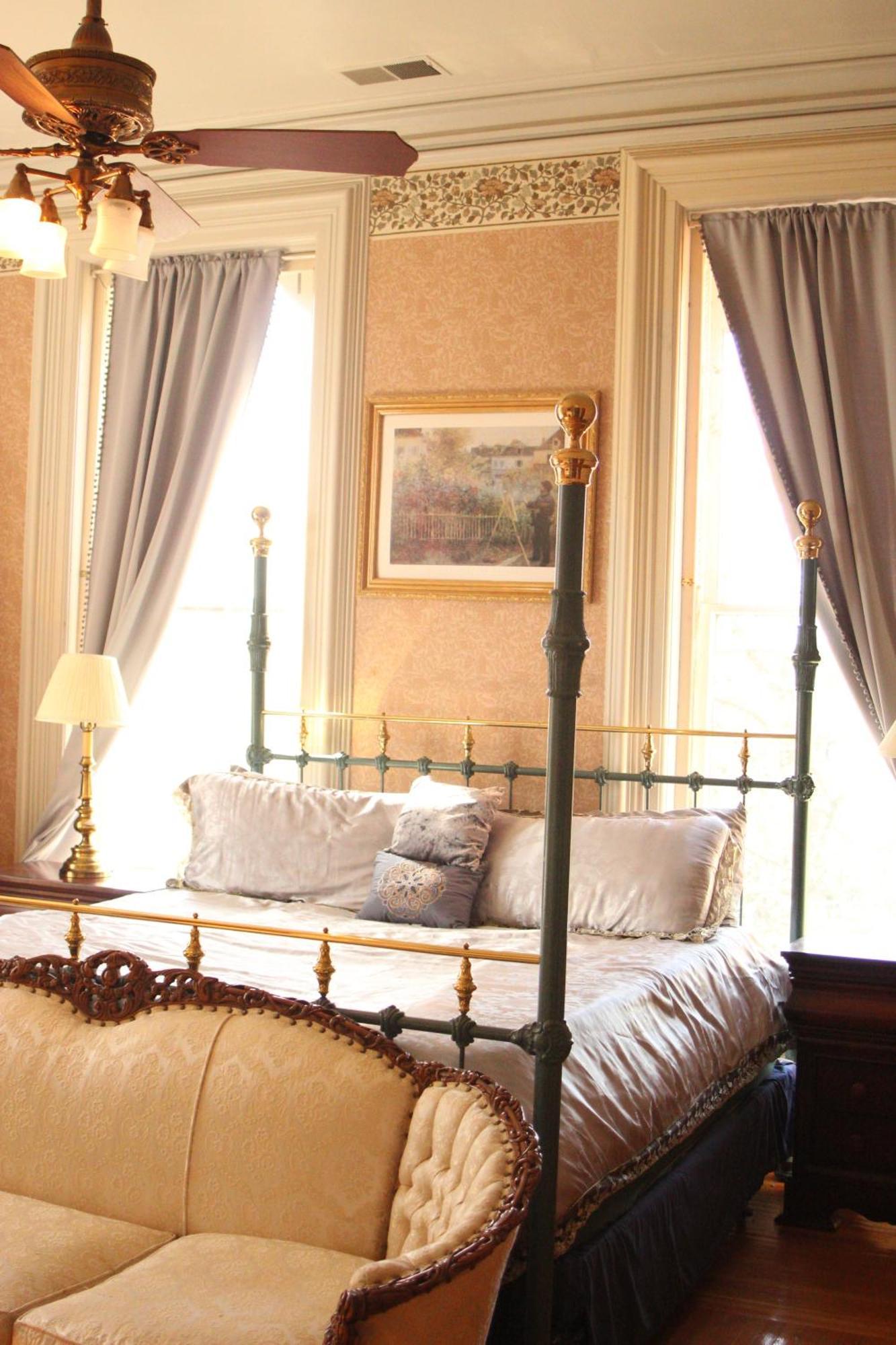 Henderson Castle Inn Kalamazoo Habitación foto