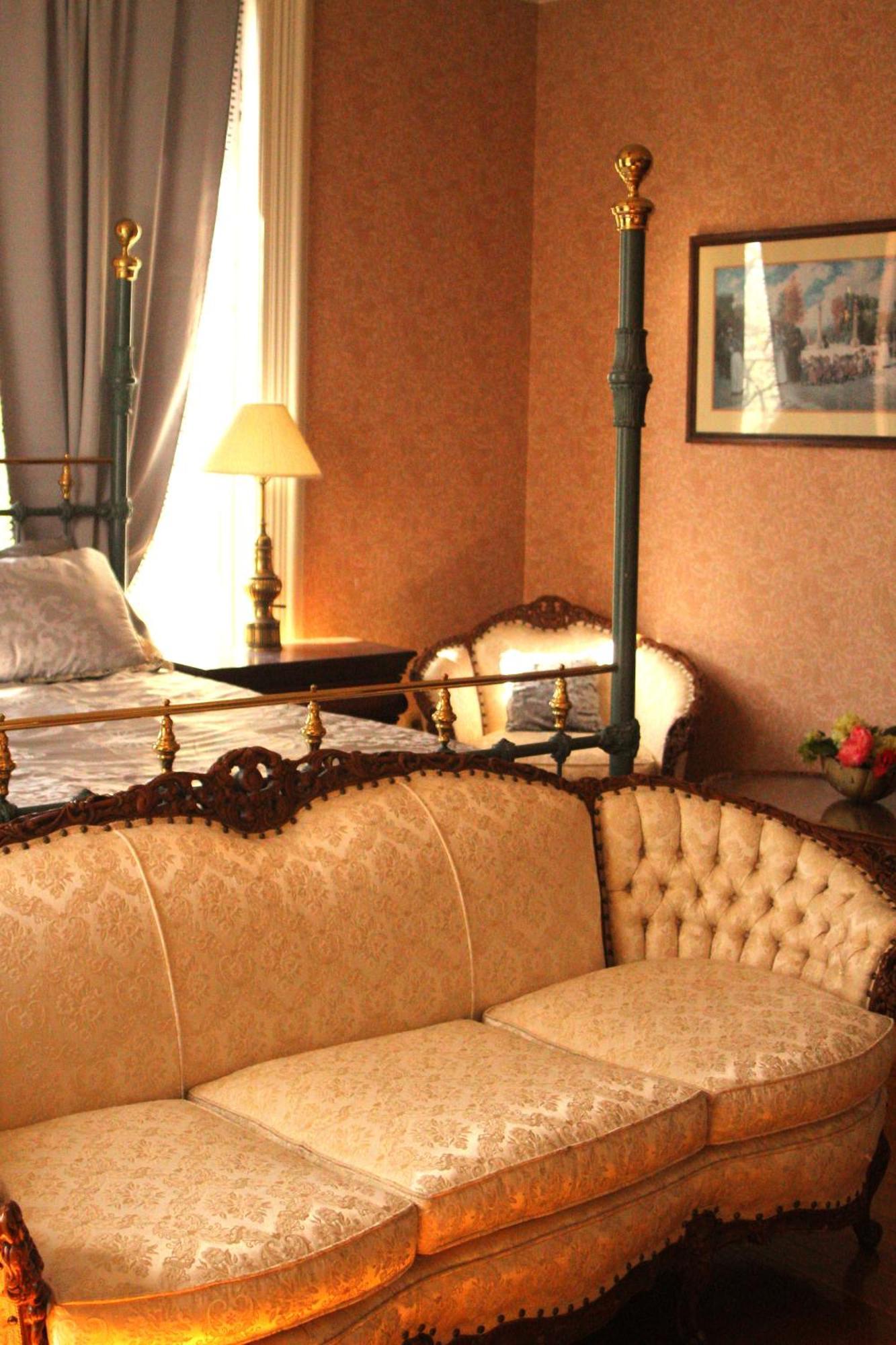 Henderson Castle Inn Kalamazoo Habitación foto