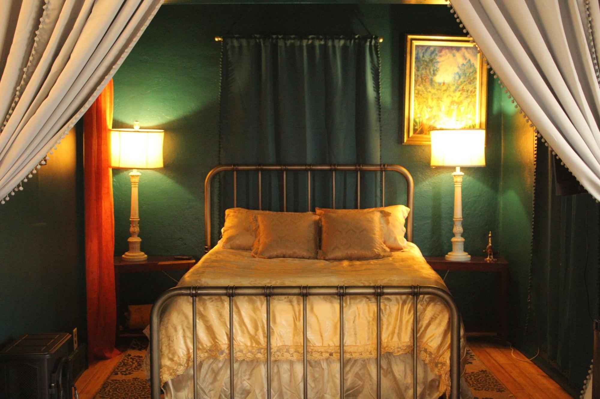 Henderson Castle Inn Kalamazoo Habitación foto